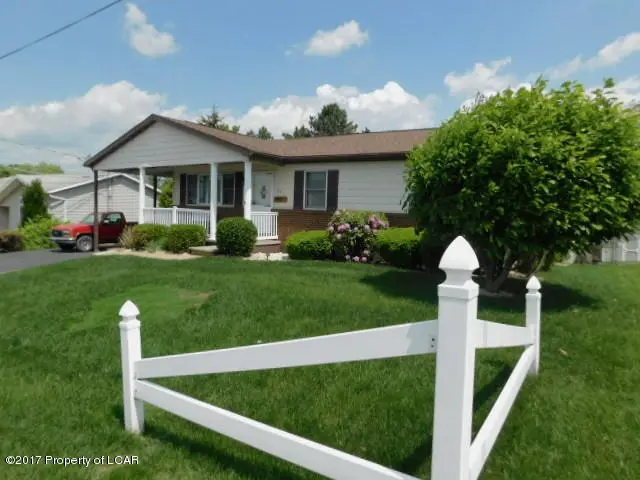 53 Highland Drive, Hanover Township in Hanover Township