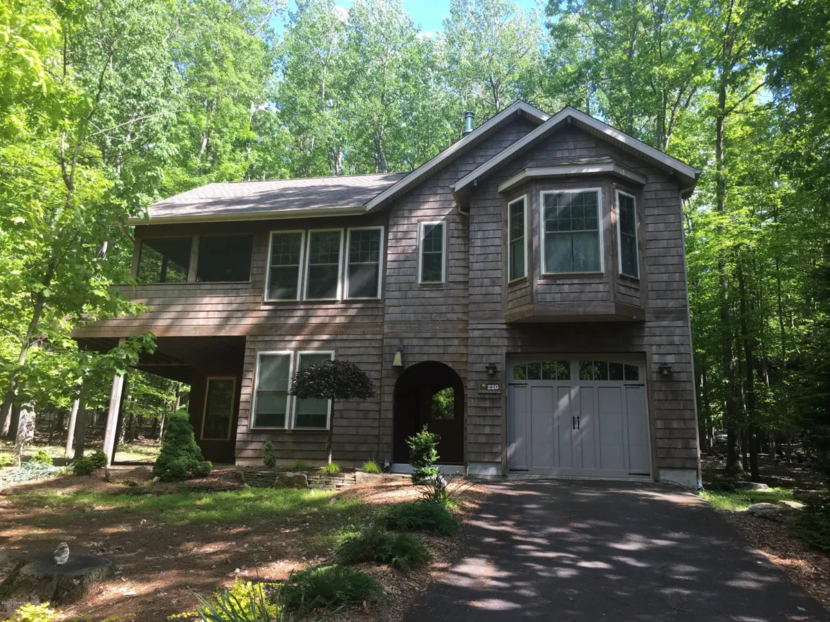 124 Muskegon Circle, Hazleton in Hazleton