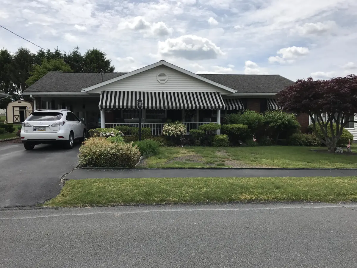 109 Parkcrest Drive, Duryea in Duryea