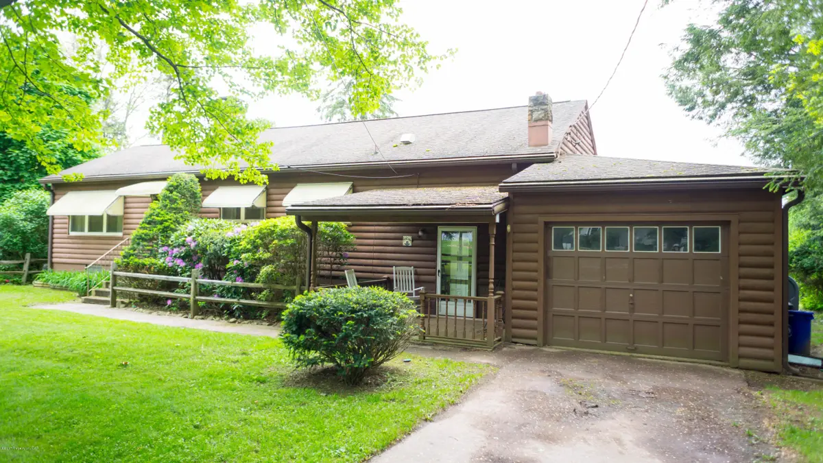 1567 Lakeview Drive, White Haven in White Haven