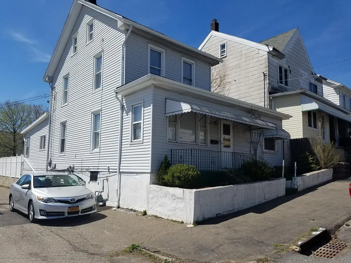 582 Carson Street, Hazleton in Hazleton