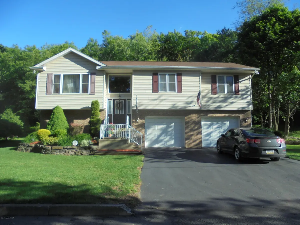 12 W 17th Street, Hazleton in Hazleton