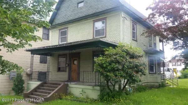 597 Front Street, Hanover Township in Hanover Township