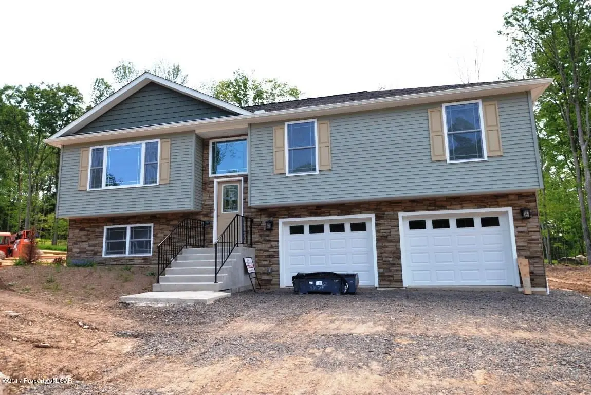 50 Woodcrest Avenue, Mountain Top in Mountain Top