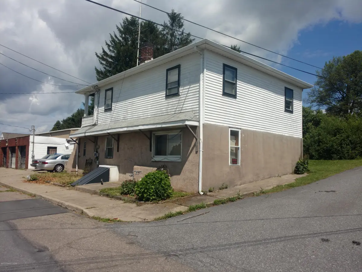 653 Lyon Court, Hazleton in Hazleton