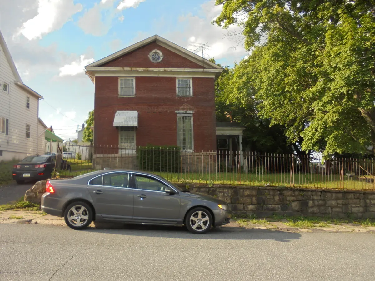 921 Walnut Street, Freeland in Freeland