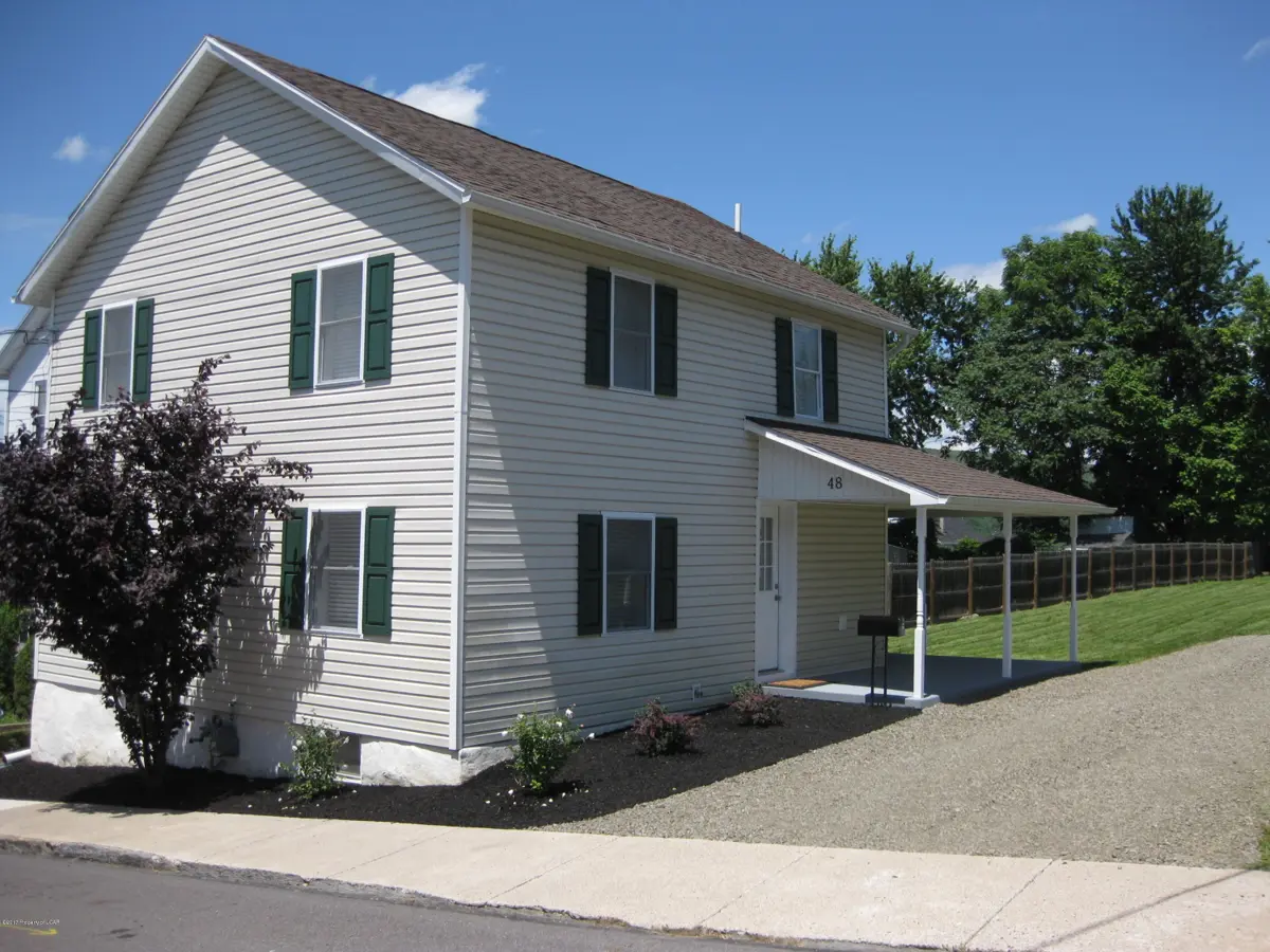 48 Chapel Street, Pittston in Pittston