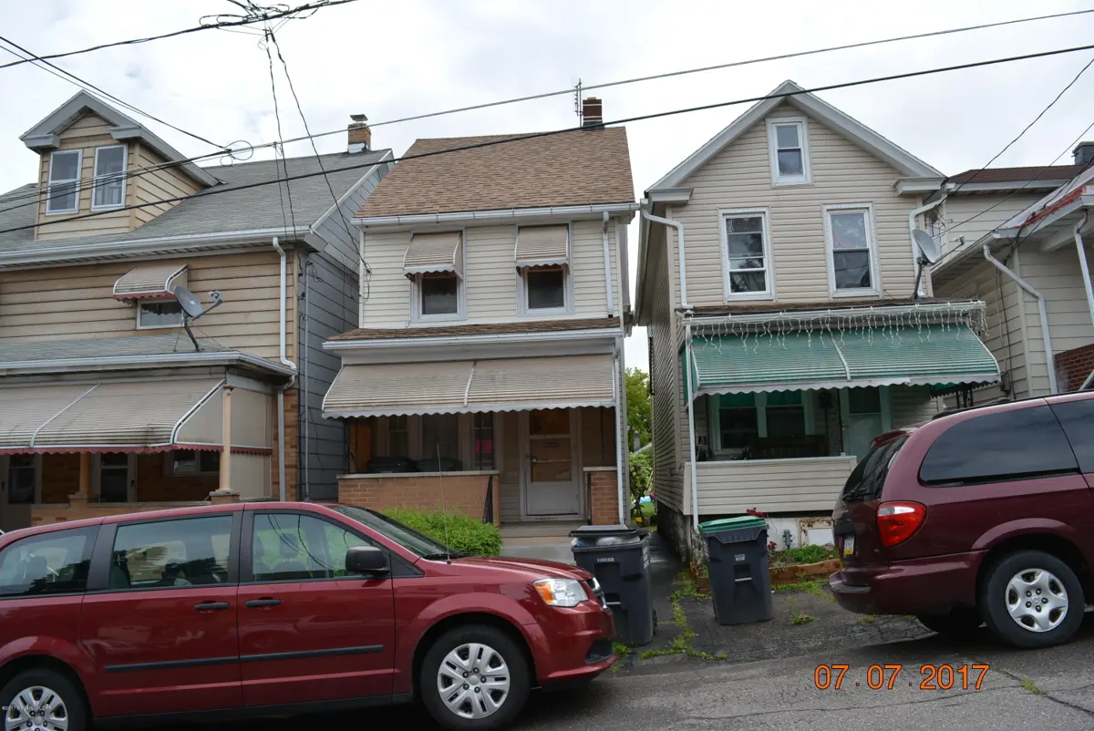 887 N Vine Street, Hazleton in Hazleton