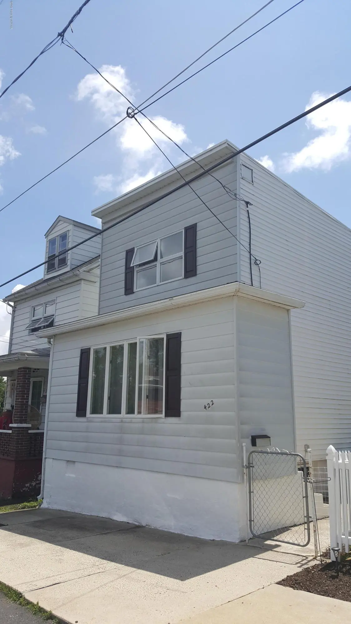 422 W John Street, Frackville in Frackville