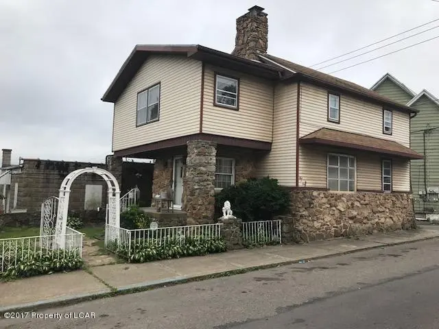 524 W Maple Street, Hazleton in Hazleton