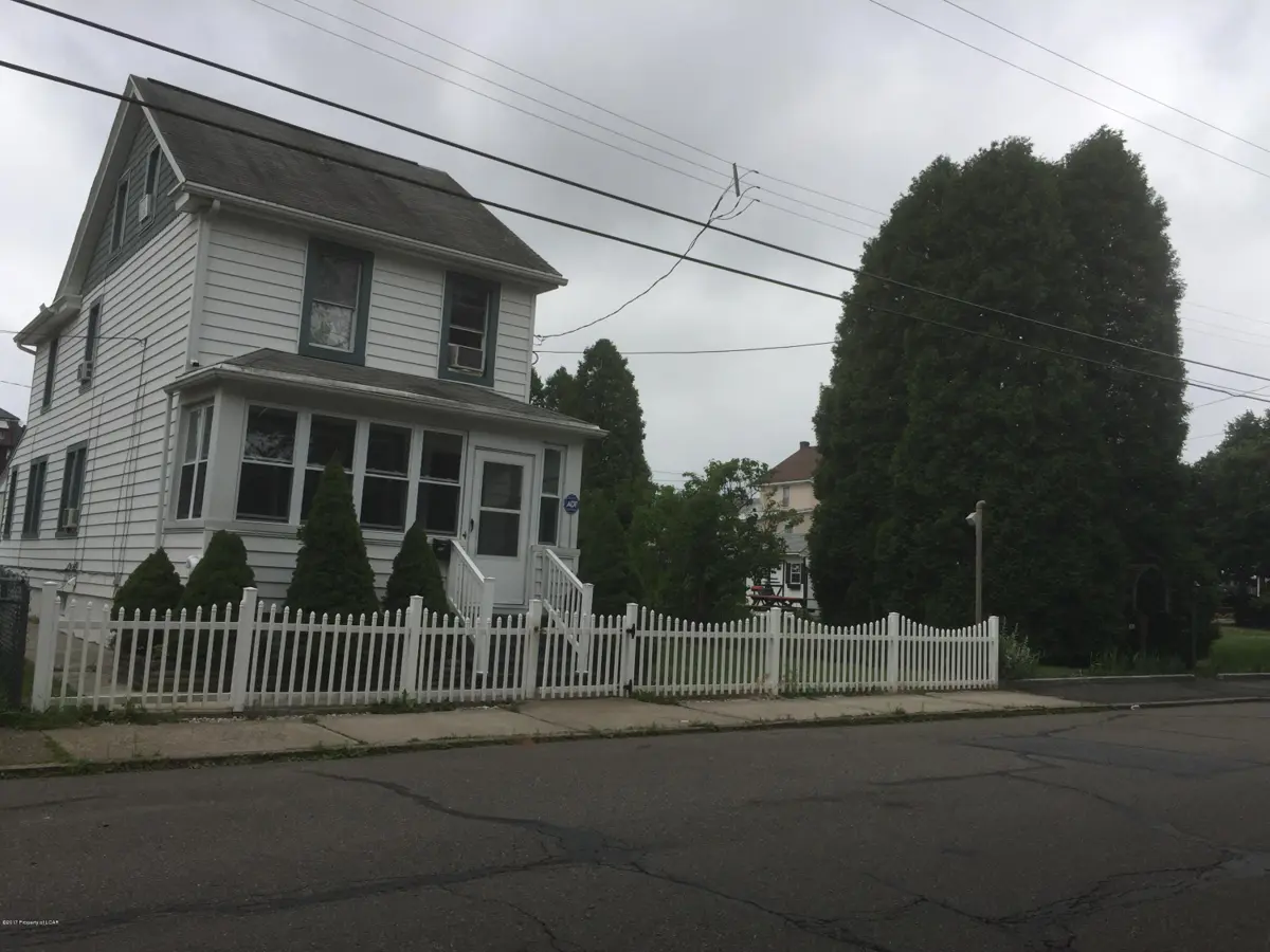 424 North Street, West Hazleton in West Hazleton