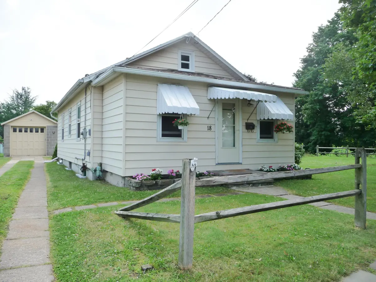 18 Bigelow Street, Swoyersville in Swoyersville