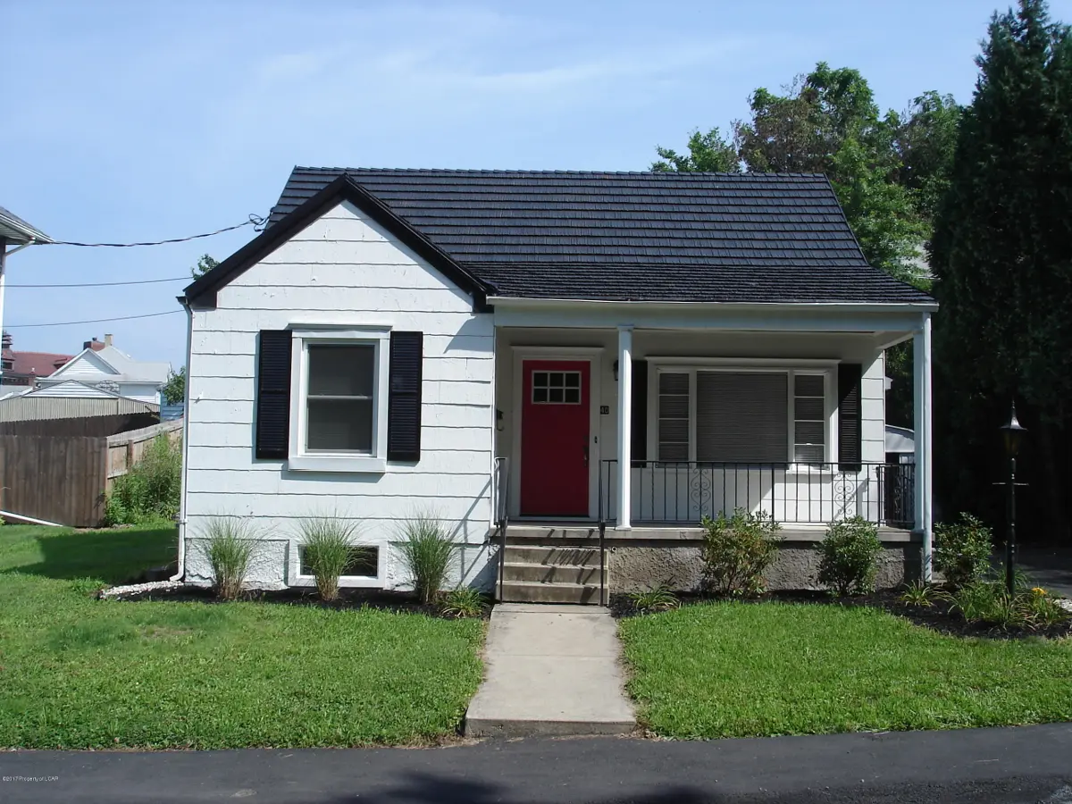 40 Lambert Street, Pittston in Pittston