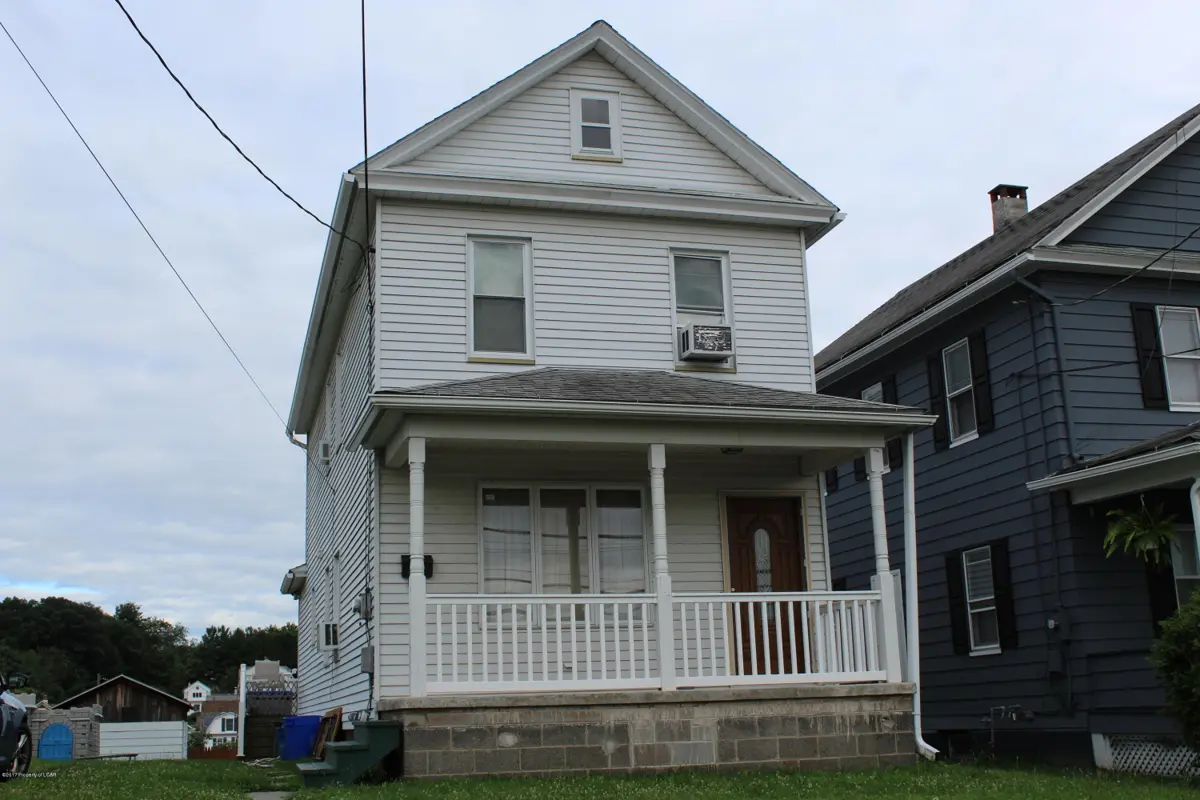 528 Main Road, Hanover Township in Hanover Township