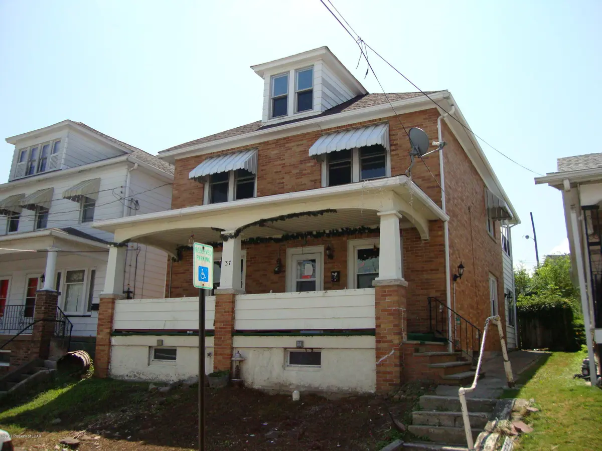 37 Coal Street, Nanticoke in Nanticoke