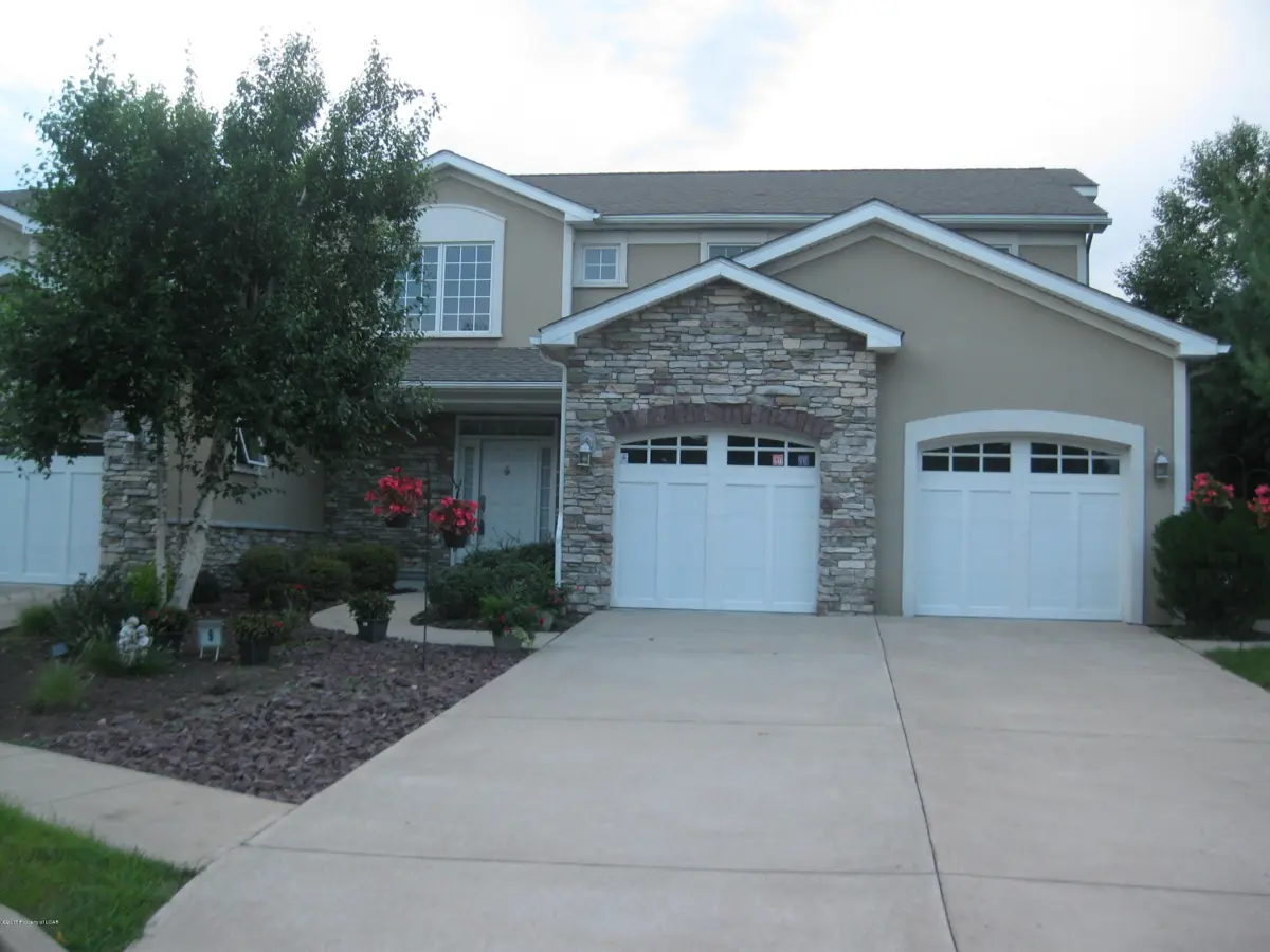 9 Insignia Drive, Jenkins Township in Jenkins Township