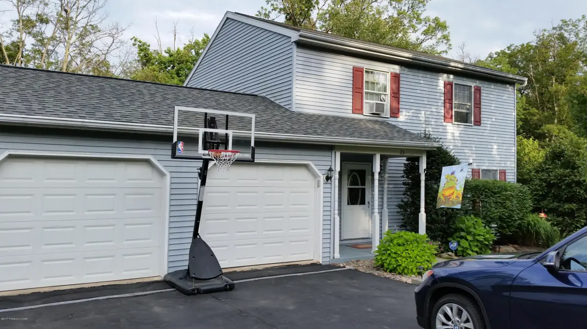 23 Rockledge Drive, Mountain Top in Mountain Top