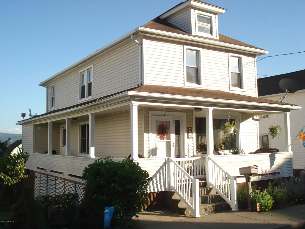 60 2nd Street, Larksville in Larksville