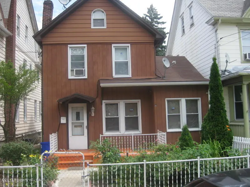 527 N Locust Street, Hazleton in Hazleton
