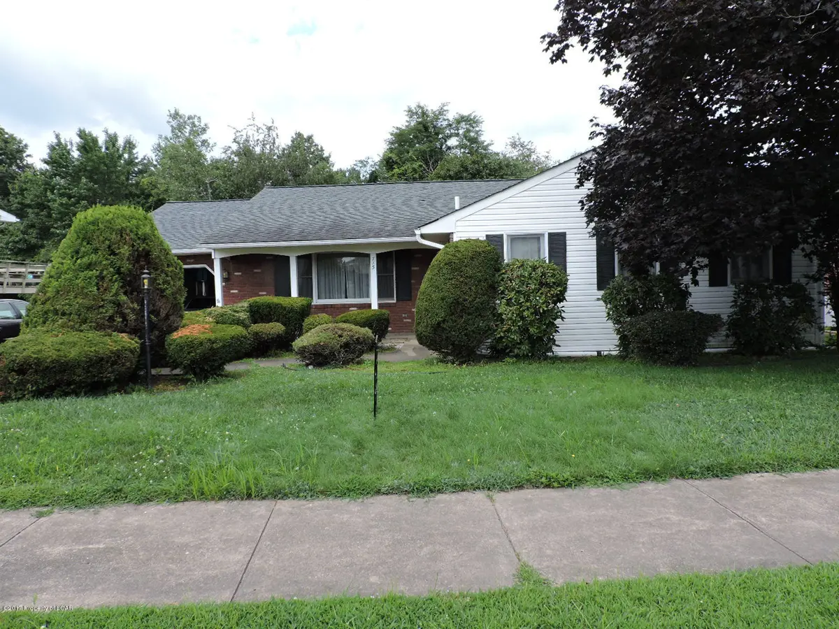 715 River Road, Hanover Township in Hanover Township