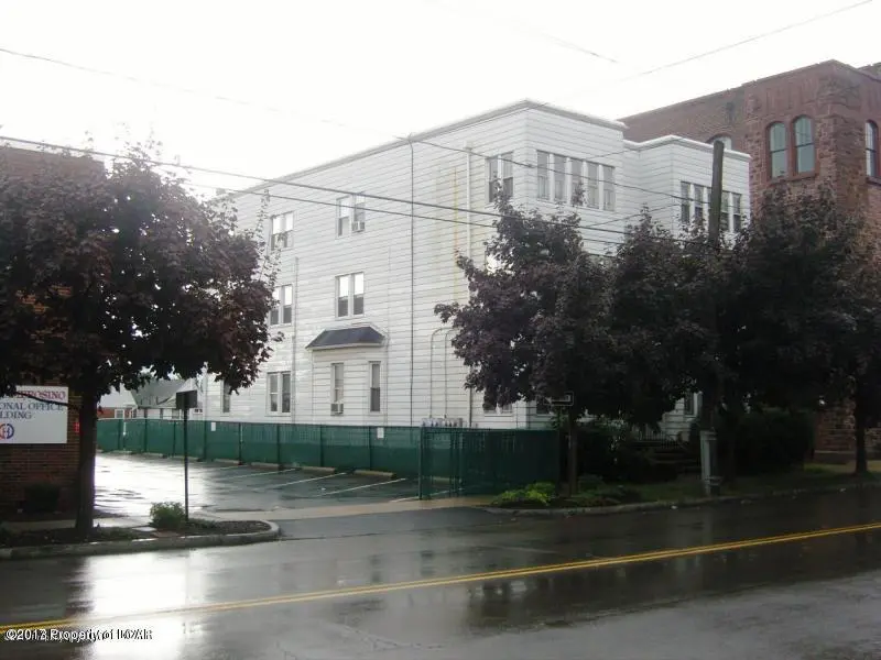 429-431 MAIN Street, Wilkes-Barre in Wilkes-Barre