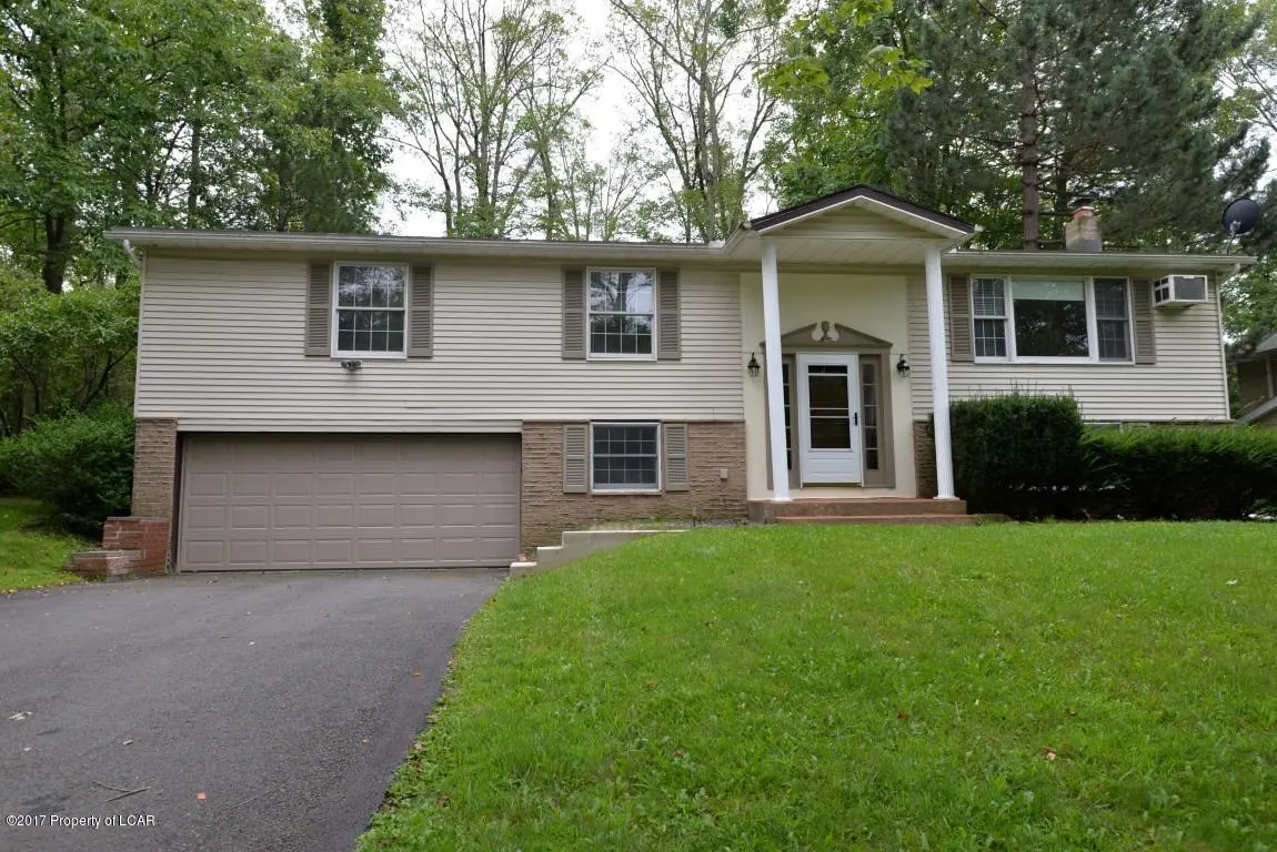 18 Yorktown Road, Mountain Top in Mountain Top