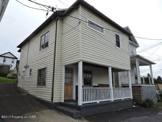 3 Tryba Lane, Hanover Township in Hanover Township