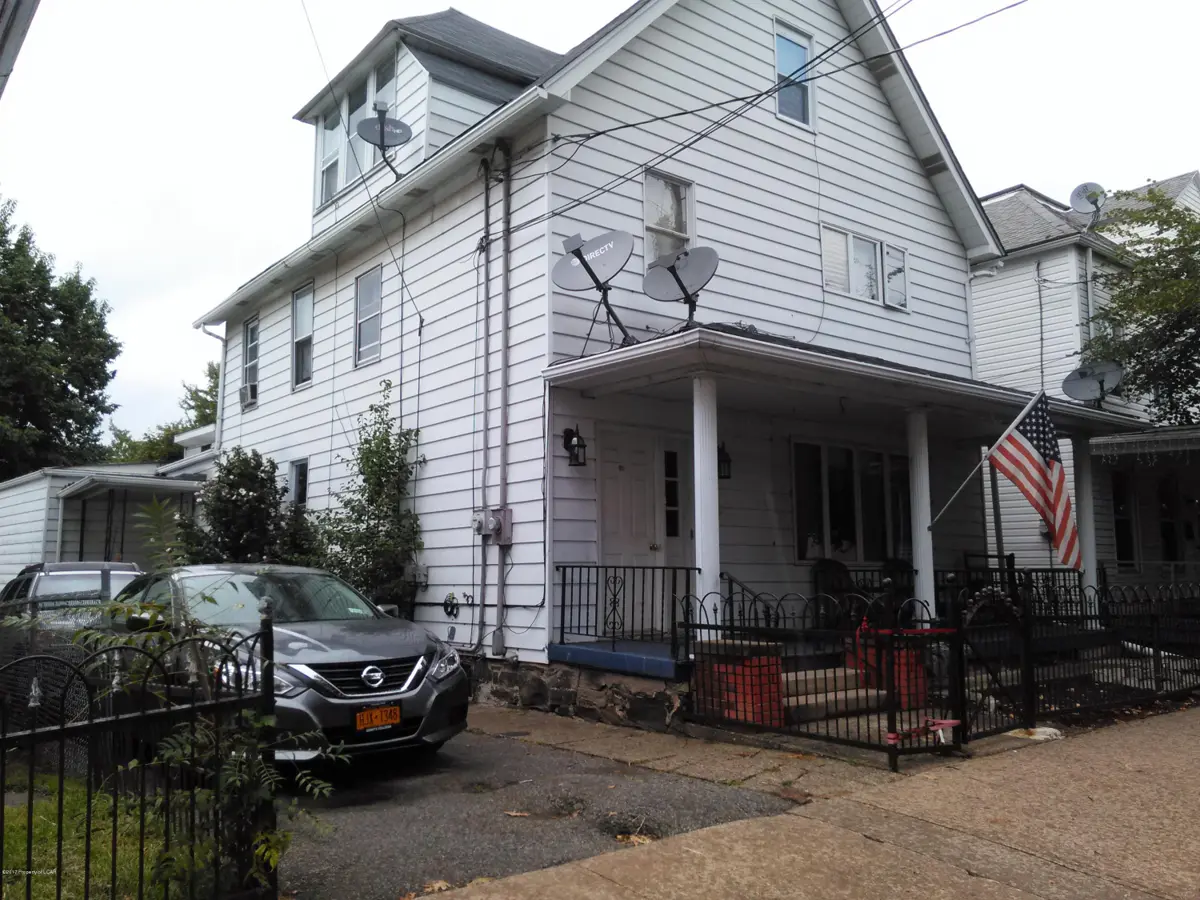 21 S Welles Street, Wilkes-Barre in Wilkes-Barre