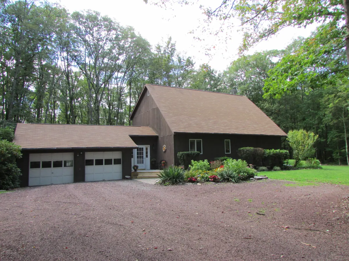 224 Cherrywood Drive, Mountain Top in Mountain Top