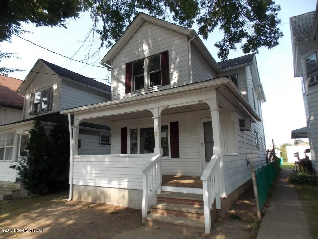 61 Sharpe Street, Kingston in Kingston