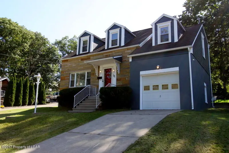 111 E Franklin Street, Shavertown in Shavertown