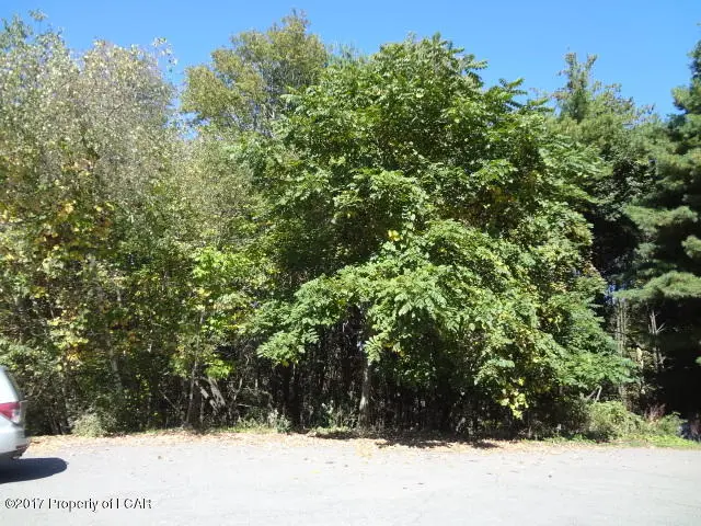 7 Blueberry Hill Road, Shavertown in Shavertown