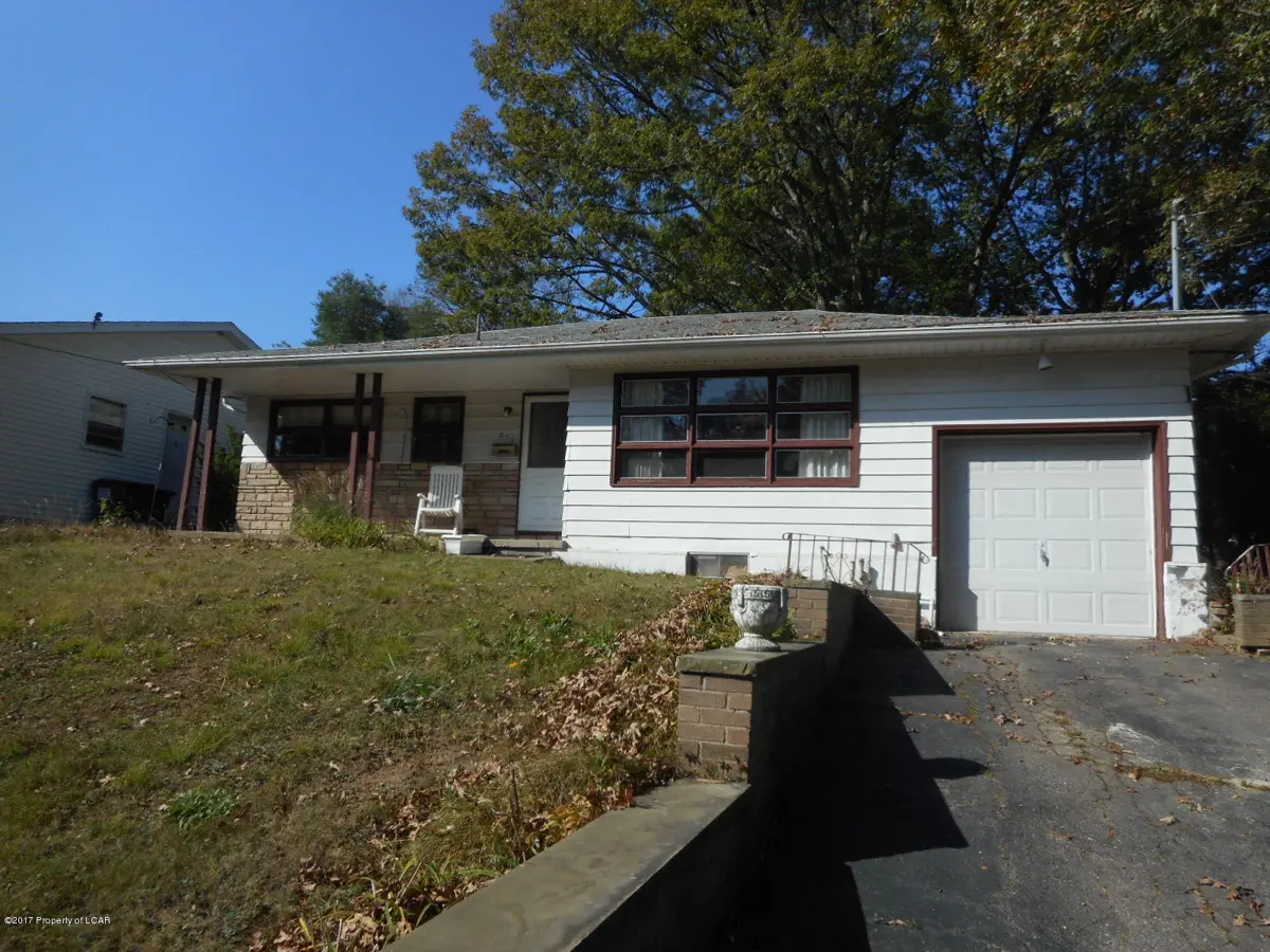 654 Penn Street, West Hazleton in West Hazleton