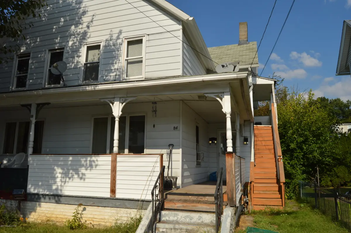 84 E Columbus Avenue, Pittston in Pittston