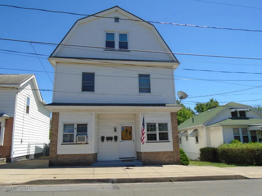 600 Main Road, Hanover Township in Hanover Township
