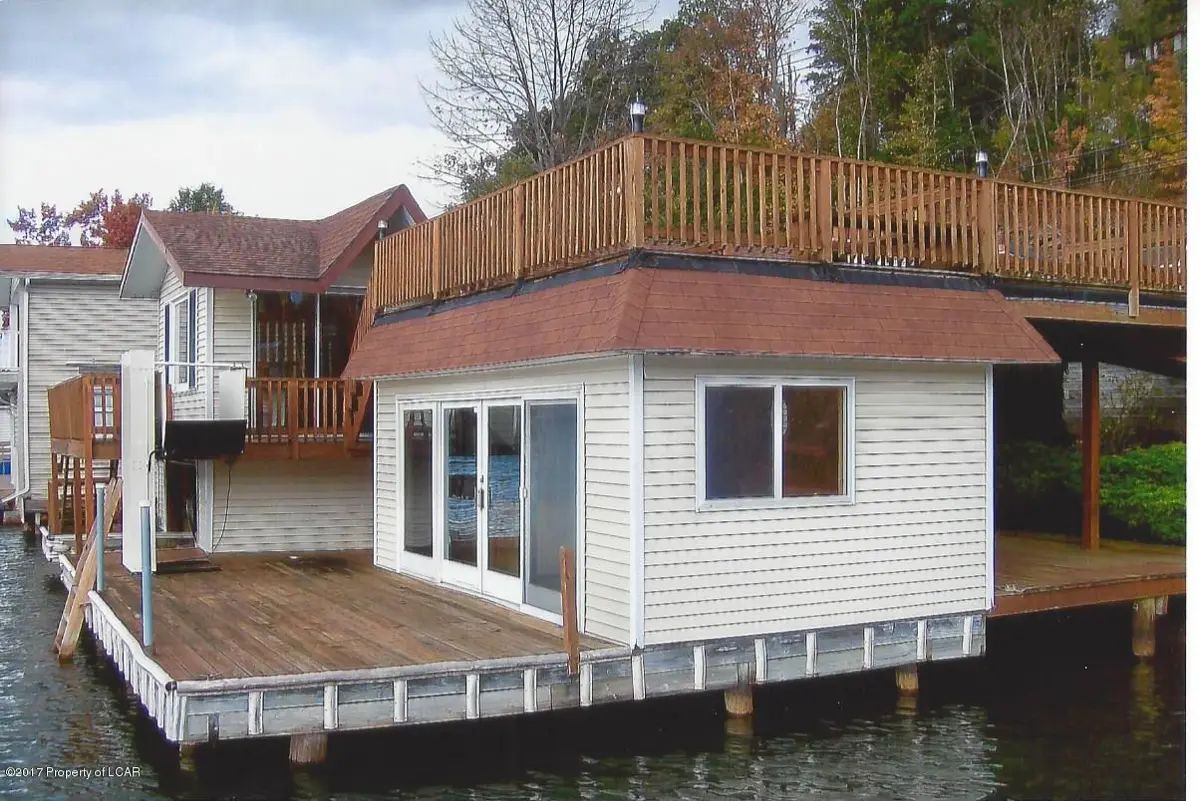 1486 Lakeside Drive, Harveys Lake in Harveys Lake