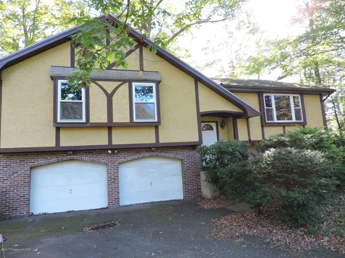 8 Walden Drive, Mountain Top in Mountain Top