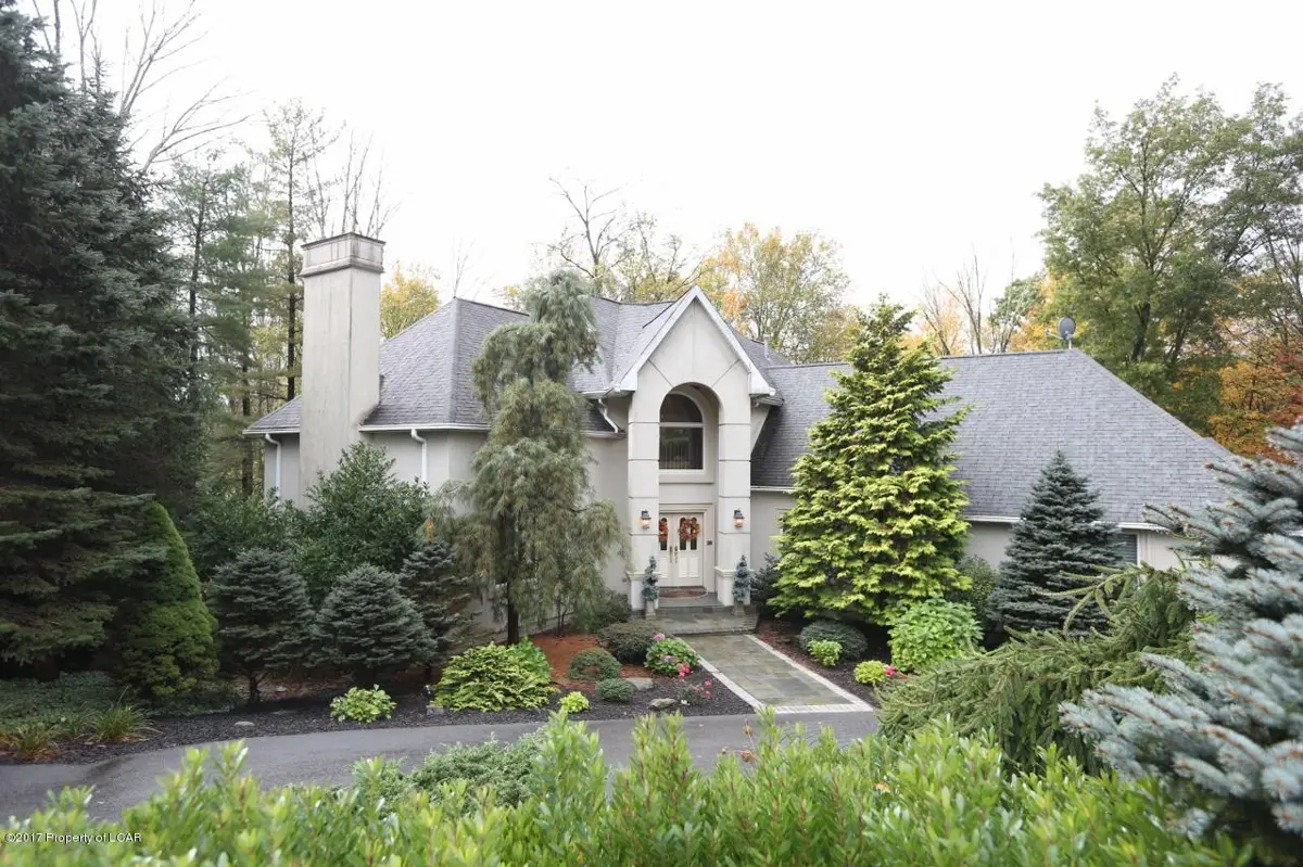 6 Fern Ridge Court, Shavertown in Shavertown