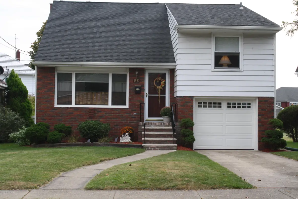 1345 Murray Street, Forty Fort in Forty Fort