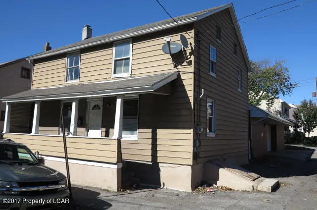 215 W Elm 02 Street, Hazleton in Hazleton