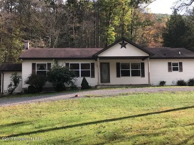 32 Mountain Road, Shickshinny in Shickshinny
