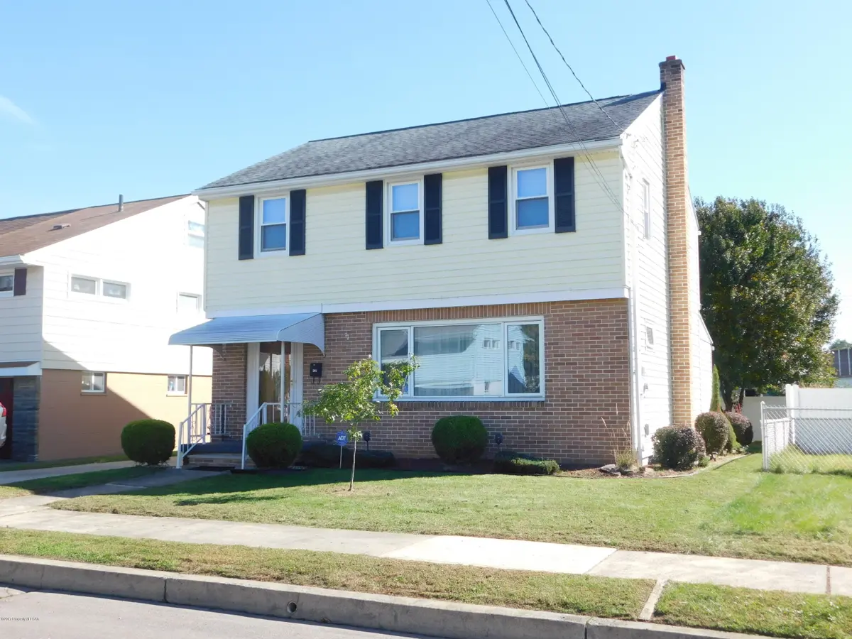 795 Floralon Drive, Kingston in Kingston