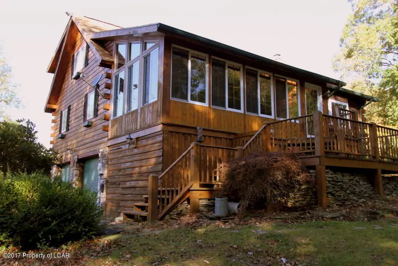 118 Red Oak Drive, Harveys Lake in Harveys Lake