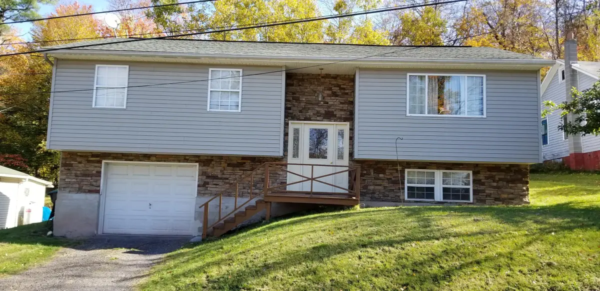 34 High St., Harveys Lake in Harveys Lake