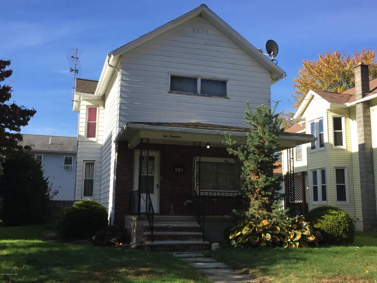 214 Susquehanna Avenue, West Pittston in West Pittston