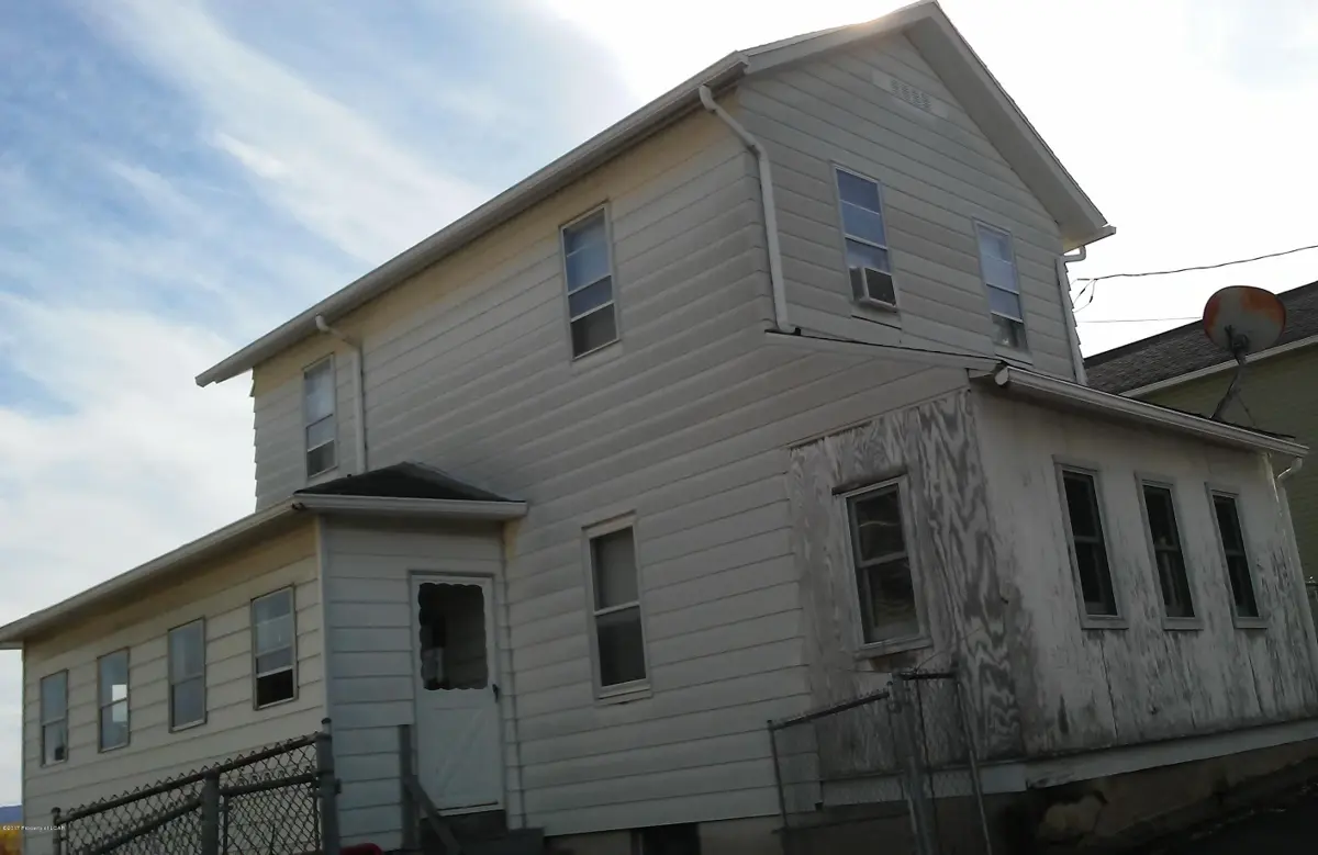 128 Summit Street, Edwardsville in Edwardsville