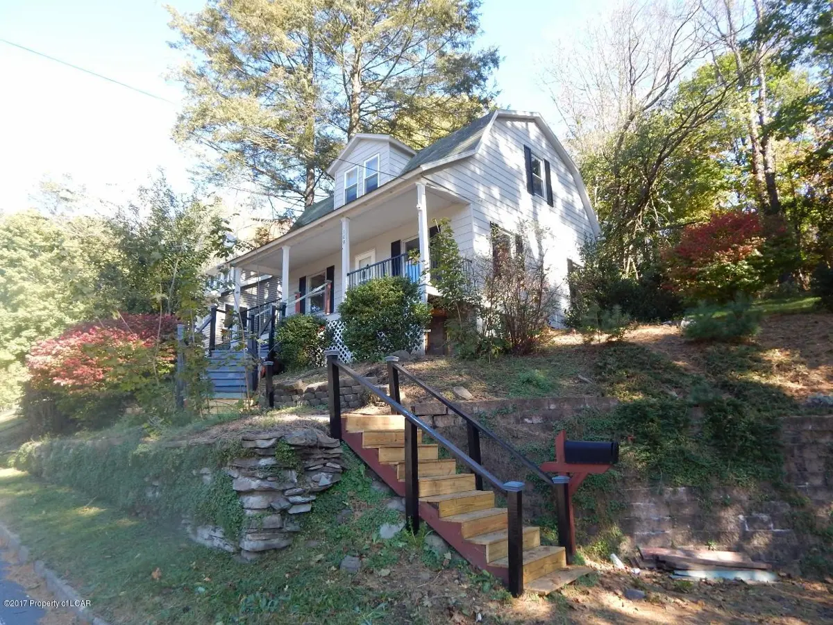 109 Carverton Road, Shavertown in Shavertown