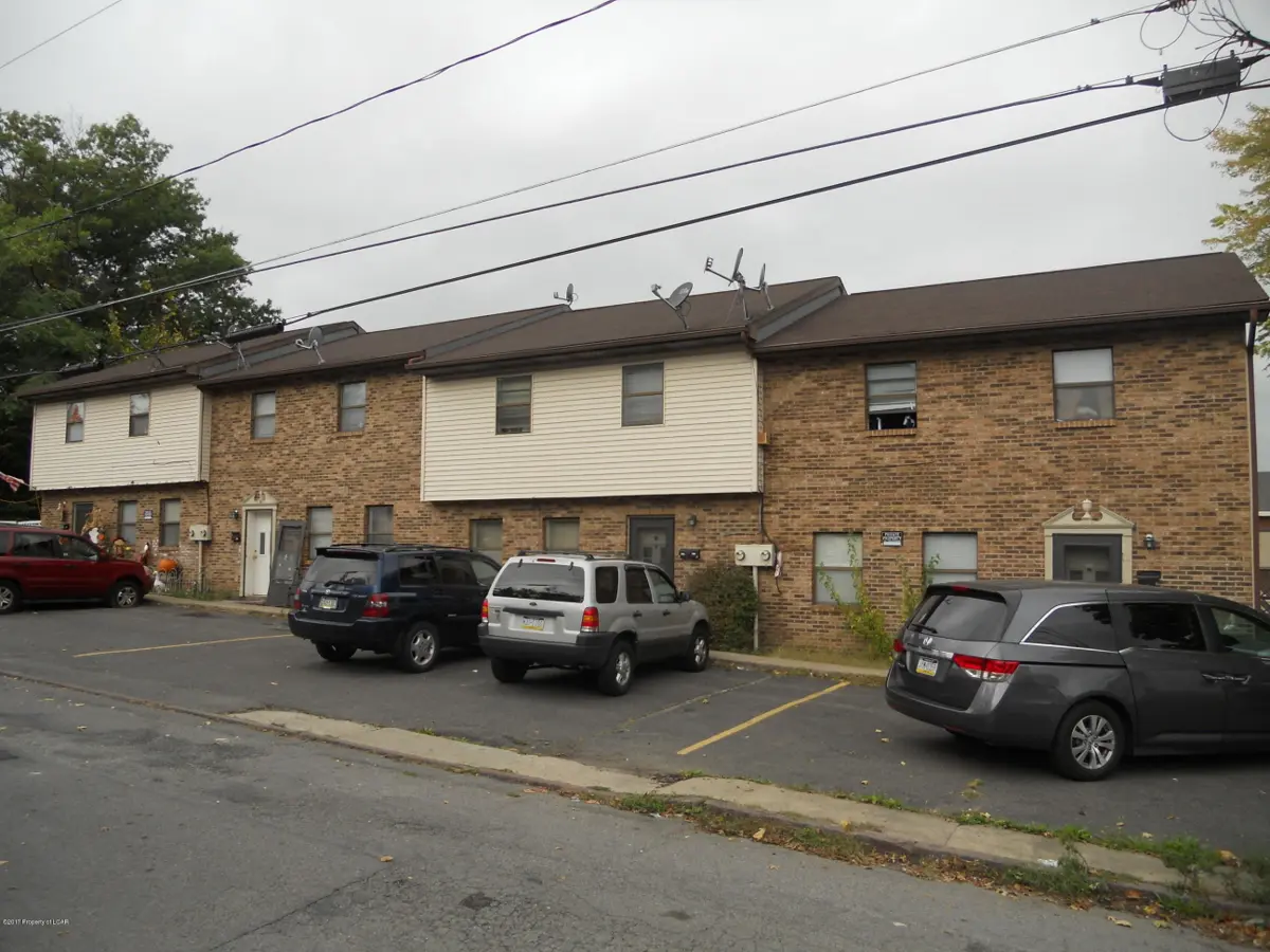 23-29 GARNET Lane, Wilkes-Barre in Wilkes-Barre