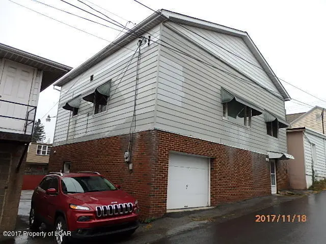 634 Perry Court, Hazleton in Hazleton
