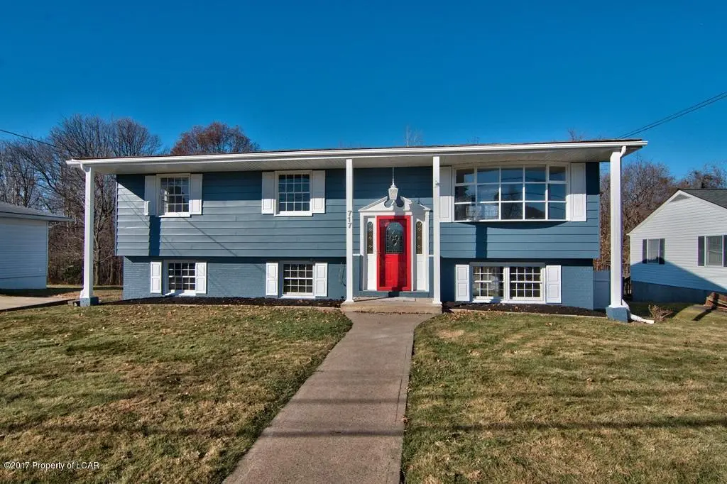 717 River Road, Hanover Township in Hanover Township